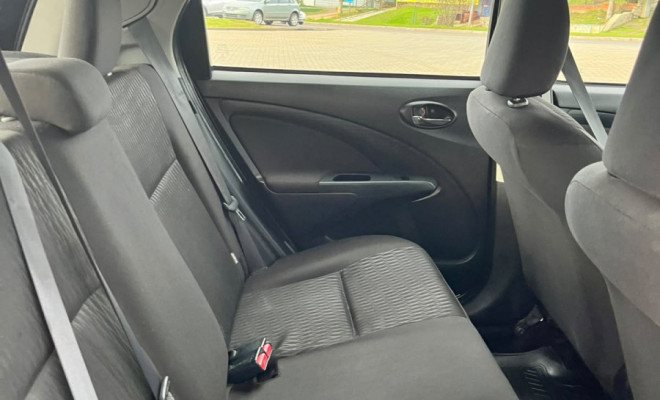 Toyota ETIOS X 1.3 Flex 16V 5p Mec. 2017 Flex-4