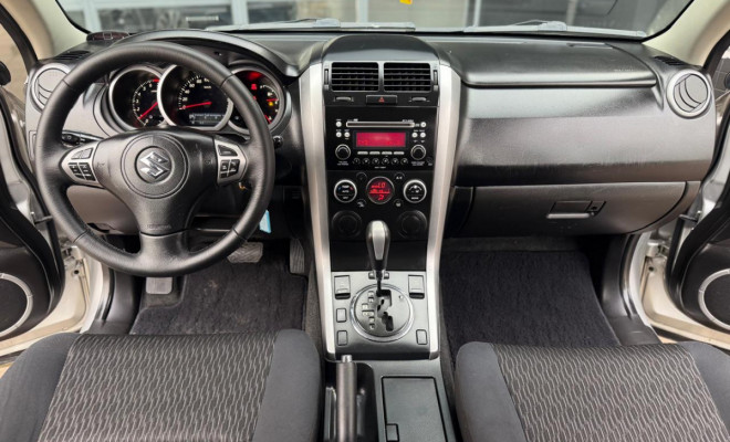 Suzuki Grand Vitara 2.0 16V 4x2/4x4 5p Aut. 2013 Gasolina-0