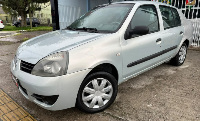 Renault Clio Sed. Expression 1.0 Hi-Flex - 2009-2