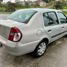 Renault Clio Sed. Expression 1.0 Hi-Flex - 2009-1