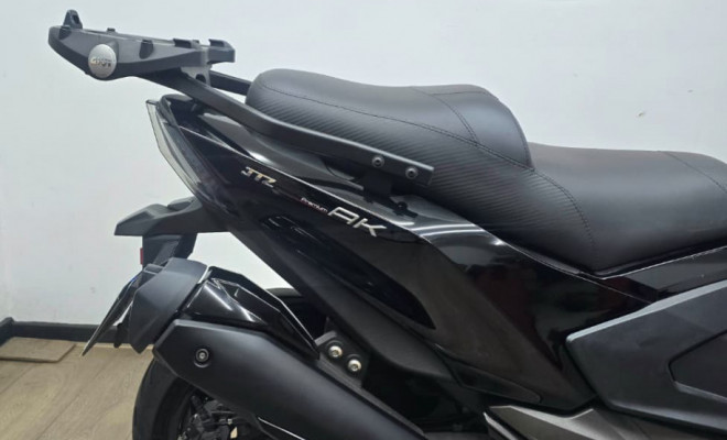 KYMCO AK 550i PREMIUM  2025 Gasolina-5