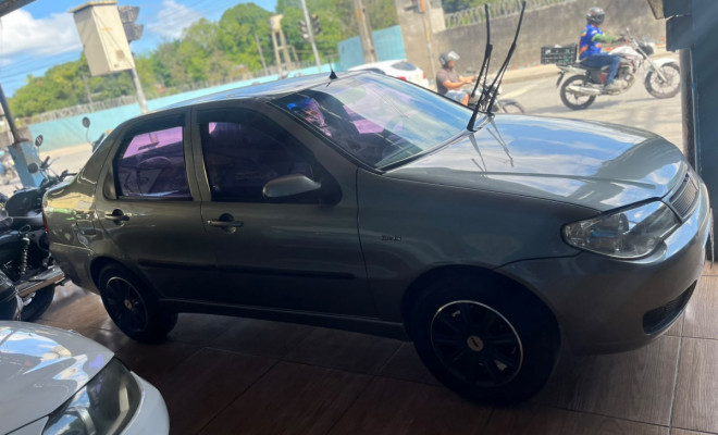 Fiat Siena ELX 1.3 mpi Flex 8V 4p 2005 Flex-0