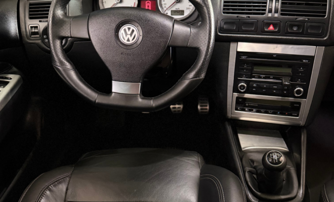 VW - VolksWagen Golf Sportline 1.6 Mi Total Flex 8V 4p 2011 Flex-6