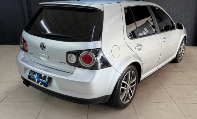 VW - VolksWagen Golf Sportline 1.6 Mi Total Flex 8V 4p 2011 Flex-12