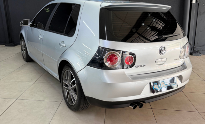 VW - VolksWagen Golf Sportline 1.6 Mi Total Flex 8V 4p 2011 Flex-10
