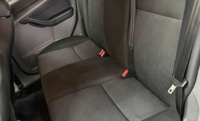 Ford Focus 1.6 S/SE/SE Plus Flex 8V/16V  5p 2013-10