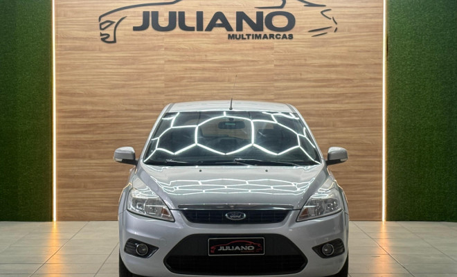 Ford Focus 1.6 S/SE/SE Plus Flex 8V/16V  5p 2013-14