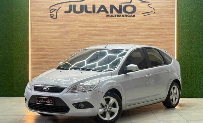 Ford Focus 1.6 S/SE/SE Plus Flex 8V/16V  5p 2013-0