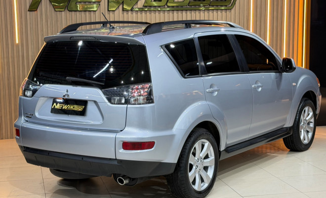 Mitsubishi OUTLANDER 2.0 16V 160cv Aut. 2013 Gasolina-4