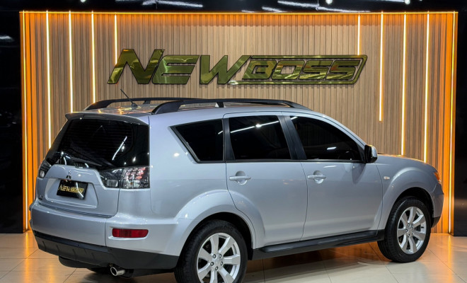 Mitsubishi OUTLANDER 2.0 16V 160cv Aut. 2013 Gasolina-0