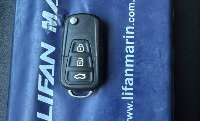 LIFAN X60 1.8 16V 128cv 5p Mec. 2015 Gasolina-10