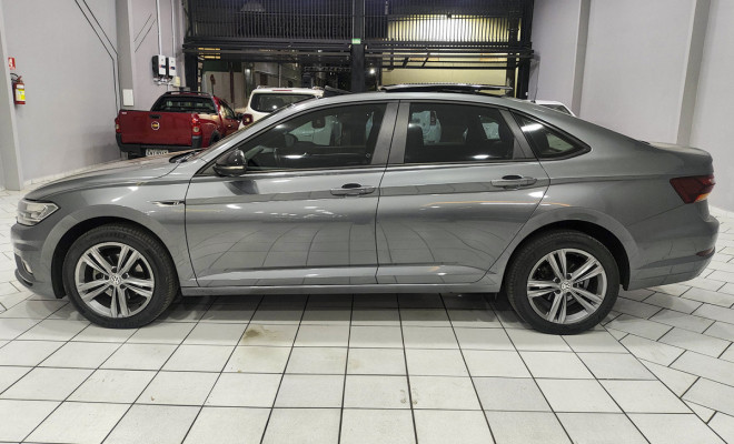 VW - VolksWagen JETTA R-Line 250 TSI 1.4 Flex 16V Aut. 2018 Flex-2