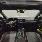 VW - VolksWagen JETTA R-Line 250 TSI 1.4 Flex 16V Aut. 2018 Flex-11