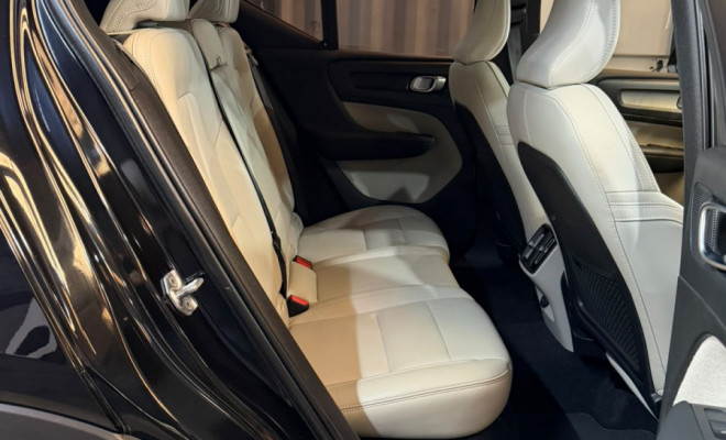 Volvo XC 40 T-4 INSCRIPTION 2.0 190cv FWD 2020 Gasolina-14