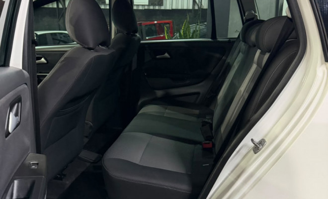 VW - VolksWagen SPACEFOX  SPORTLINE/HIGHLINE 1.6 T.Flex 2012 Flex-8
