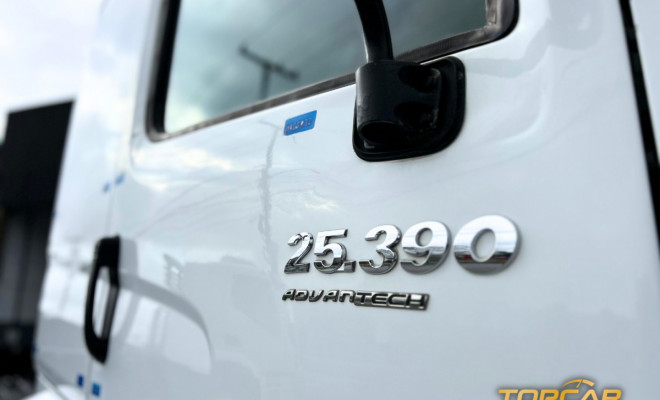 VOLKSWAGEN 25-390 E Constel. 6x2 2p (diesel)(E5) 2013 Diesel-7