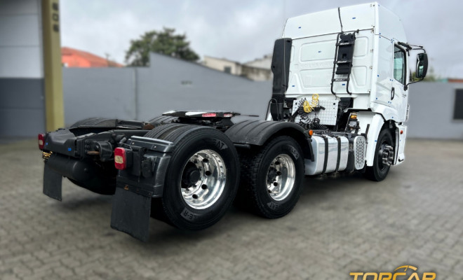 VOLKSWAGEN 25-390 E Constel. 6x2 2p (diesel)(E5) 2013 Diesel-5