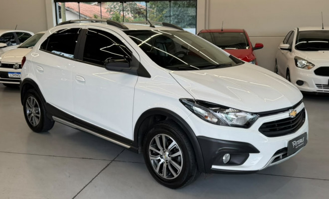 GM - Chevrolet ONIX HATCH ACTIV 1.4 8V Flex 5P Aut. 2018 Flex-4