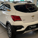 GM - Chevrolet ONIX HATCH ACTIV 1.4 8V Flex 5P Aut. 2018 Flex-2