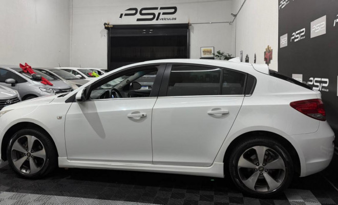 GM - Chevrolet CRUZE HB Sport LT 1.8 16V FlexP. 5p Aut 2014 Flex-4