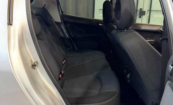 Peugeot 207 QUIKSILVER 1.4 Flex 8V 5p 2010 Flex-12