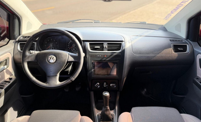 VW - VolksWagen SPACEFOX 1.6/ 1.6 Trend Total Flex 8V 5p 2011 Gasolina-8