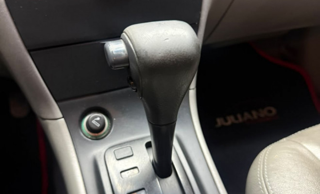 Toyota Corolla XEi 1.8/1.8 Flex 16V Aut. 2005-7