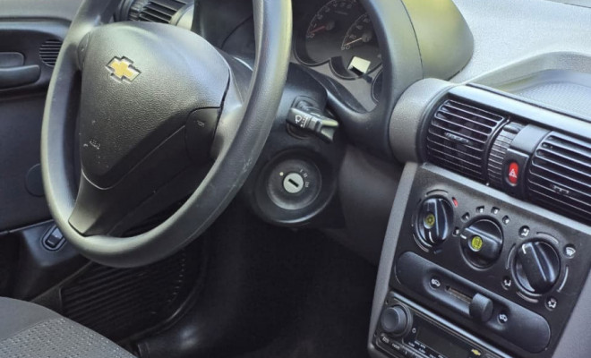 GM - Chevrolet Classic Life/LS 1.0 VHC FlexP. 4p 2014 Flex-2