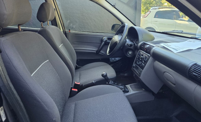 GM - Chevrolet Classic Life/LS 1.0 VHC FlexP. 4p 2014 Flex-9
