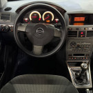 GM - Chevrolet Vectra GT 2.0 MPFI 8V FlexPower Mec. 2010 Flex-4