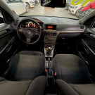 GM - Chevrolet Vectra GT 2.0 MPFI 8V FlexPower Mec. 2010 Flex-3