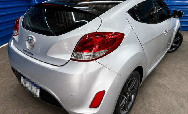 Hyundai Veloster 1.6 16V  140cv Aut. 2012 Gasolina-5