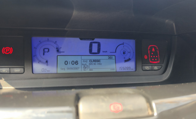 Citroën Grand C4 Picasso 2.0 16V 143cv Aut 2009 Gasolina-9