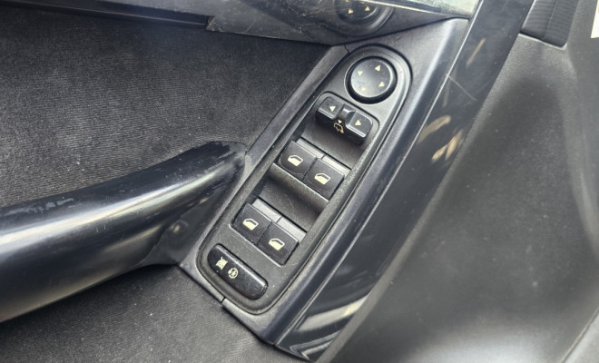 Citroën Grand C4 Picasso 2.0 16V 143cv Aut 2009 Gasolina-10