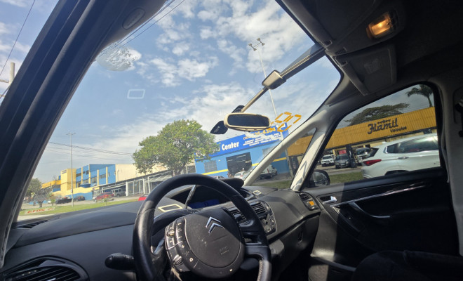 Citroën Grand C4 Picasso 2.0 16V 143cv Aut 2009 Gasolina-8