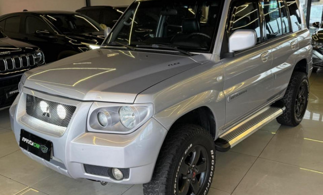 Mitsubishi Pajero TR4 2.0/ 2.0 Flex 16V 4x4 Mec. 2009 Flex-4