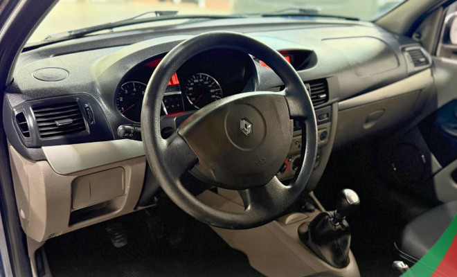 Renault SYMBOL Expression Hi-Flex 1.6 16V 4p 2011 Flex-2
