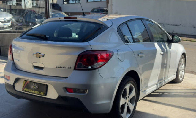 GM - Chevrolet CRUZE HB Sport LT 1.8 16V FlexP. 5p Mec 2014 Flex-4