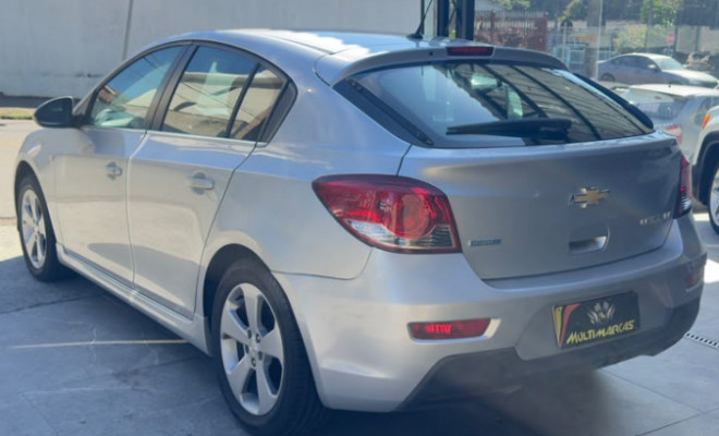 GM - Chevrolet CRUZE HB Sport LT 1.8 16V FlexP. 5p Mec 2014 Flex-3