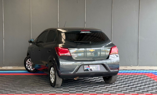 GM - Chevrolet ONIX HATCH LT 1.0 8V FlexPower 5p Mec. 2018 Flex-1