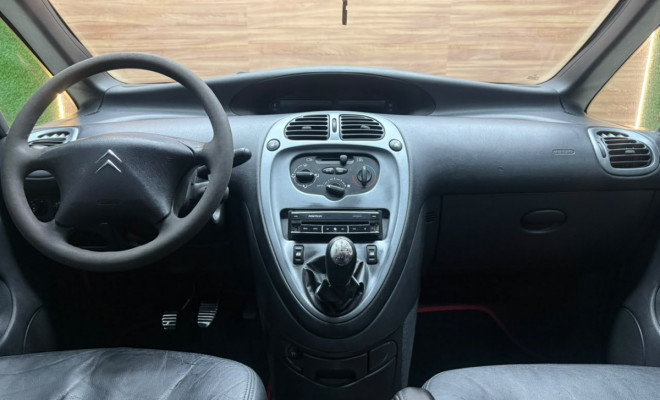 Citroën Xsara Picasso GLX 1.6/ 1.6 Flex 16V 2011-3