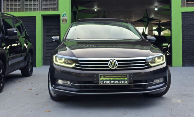 VW - VolksWagen Passat Highline 2.0 TSI 220cv Tip. 2019 Gasolina-0