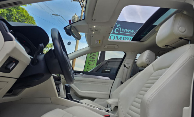 VW - VolksWagen Passat Highline 2.0 TSI 220cv Tip. 2019 Gasolina-6