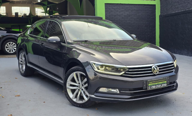 VW - VolksWagen Passat Highline 2.0 TSI 220cv Tip. 2019 Gasolina-1