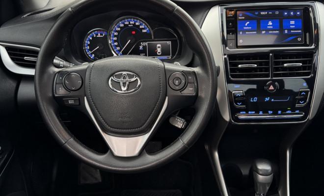 Toyota YARIS XLS Connect Sed. 1.5 Flex 16V Aut. 2020 Flex-9