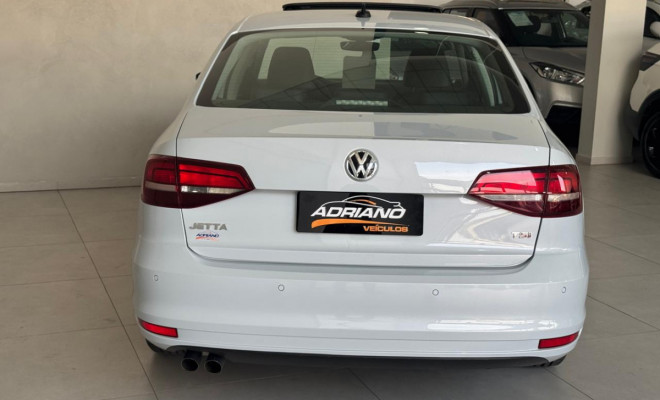 Jetta Comfortline 1.4 TSI Aut. 2017 - Completíssimo, Premium e com Baixa Quilometragem!-1