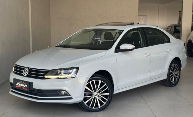 Jetta Comfortline 1.4 TSI Aut. 2017 - Completíssimo, Premium e com Baixa Quilometragem!
