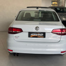 Jetta Comfortline 1.4 TSI Aut. 2017 - Completíssimo, Premium e com Baixa Quilometragem!-1