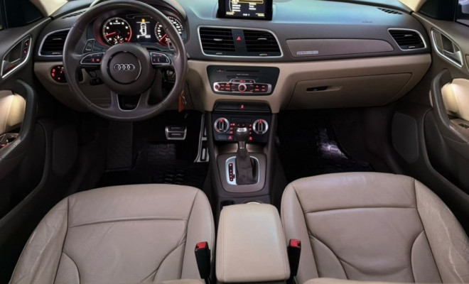 Audi Q3 2.0 TFSI Quat. 170/180cv S-tronic 5p 2014 Gasolina-3