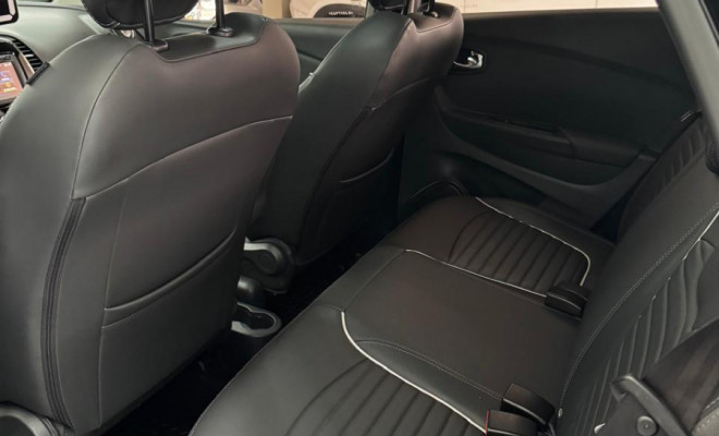 Captur Intense 1.6 Aut. 2019 - Completíssima e Pronta para o seu Dia a Dia!-9